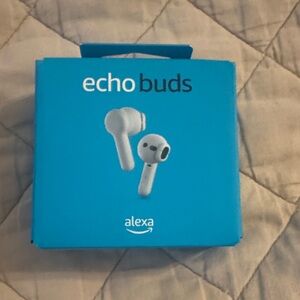 Echo Buds White Wireless Earbuds